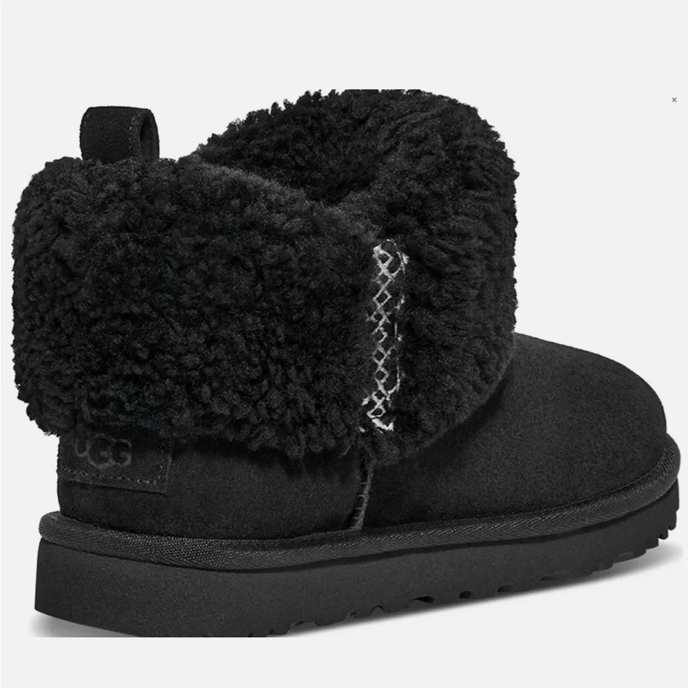 New UGG® Classic Ultra Mini Braid Slip-On Booties size 10